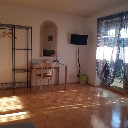 Apartment Am Riegelberg Oesdorf Extérieur photo