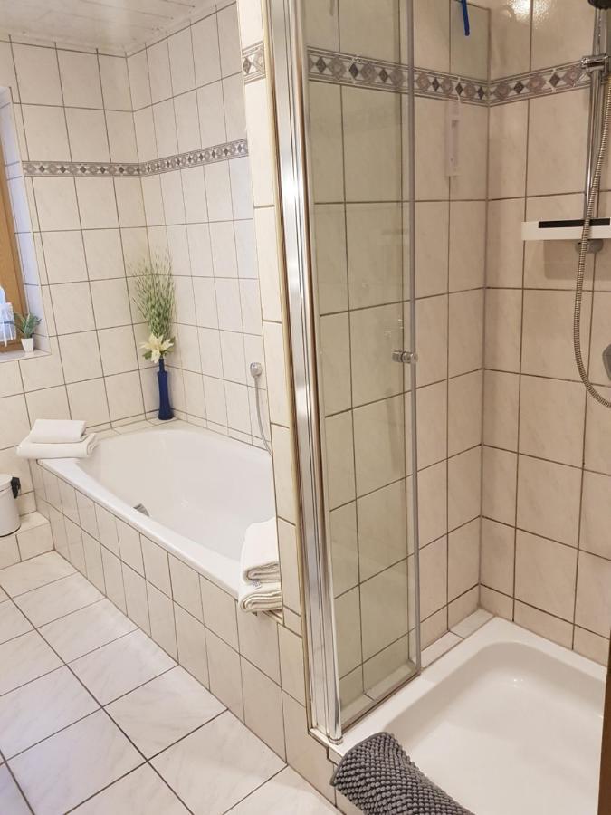 Apartment Am Riegelberg Oesdorf Extérieur photo